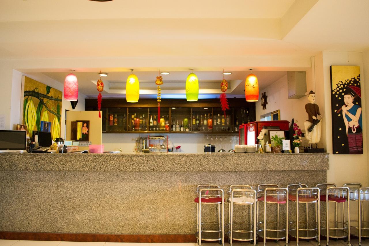 Win Place Hotel Chiang Mai Extérieur photo