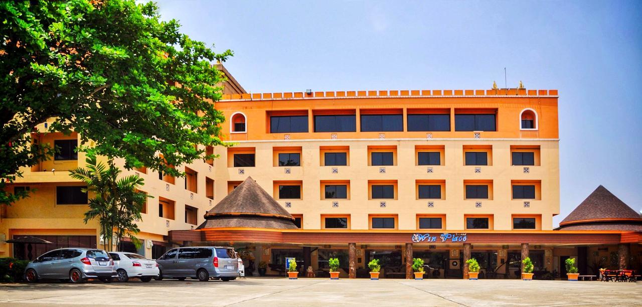 Win Place Hotel Chiang Mai Extérieur photo